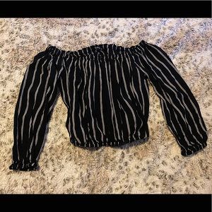 Off the shoulder Brandy💗Melville top from Pacsun